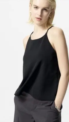 2枚セットUNIQLOクレープジャージーブラキャミソール　Sサイズ　黒　白　新品