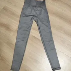 UNIQLOヨガレギンス