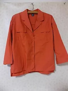 オレンジ シャツ