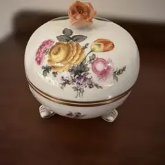 HEREND 青い花柄の陶器製菓器 - メルカリ