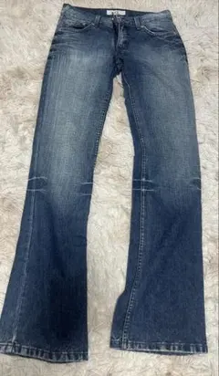 ARMANI EXCHANGE J24 ローライズ ブーツカット デニムのサムネイル