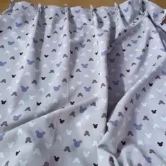 ニトリ　ミッキー柄のカーテン