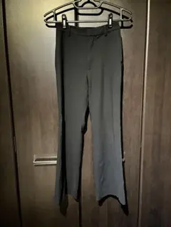 UNIQLO センタープレスパンツ ブラック