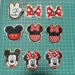 60 新品未使用アイロンワッペン　ミッキー・ミニー刺繍ワッペンセット　9枚セット