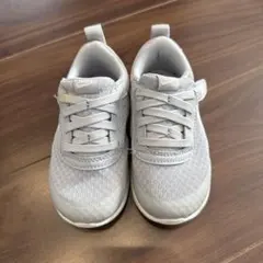 ナイキ　キッズスニーカー