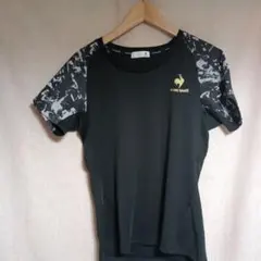 le coq sportif 半袖Tシャツ ブラック ゴールドロゴレディースのサムネイル