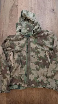 Item thumbnail for item 6ba33cb2-abe9-44e2-9ddd-c02a7b99372d