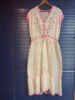 vintage花柄刺繍 ワンピース
