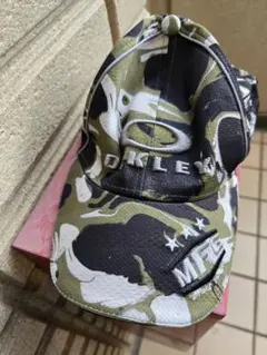 Oakley 迷彩キャップ MFGパッチ付き