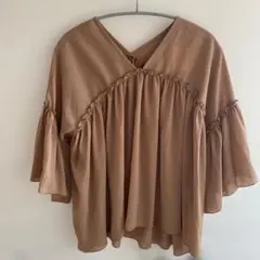 earth music&ecology ベージュ五分袖トップス