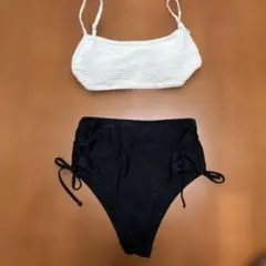 SHEIN 水着　ビキニ　モノトーン　Sのサムネイル