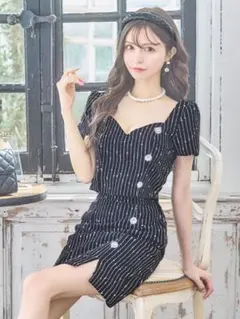 【新品未使用】ジュエルズ　セットアップストライプミニドレス/2ピース谷間背中見せ