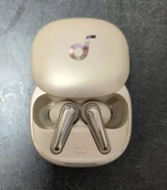 Anker Soundcore Liberty 4　シャンパンゴールド