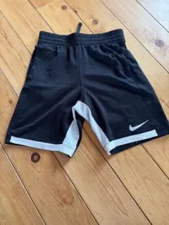 限定値下げ！Nike メッシュパンツ 140-150 黒/白
