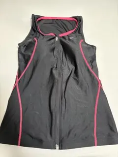 Nike スポーツ用タンクトップ 黒/ピンク