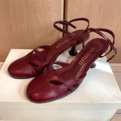アンタイトル 22.5　レザー　パンプス　ワインレッド　ボルドー　ストラップ