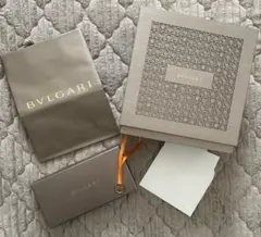 2300→2150 ブルガリ　ギフトボックス