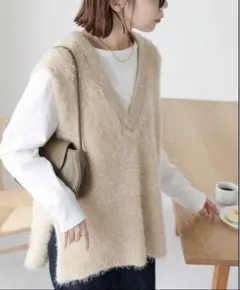 フェザーヤーンチュニックベスト