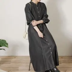 フィットフレアデニムワンピース