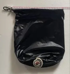 MONCLER キルティング ポーチ ブラック　新品未使用　24×14×8 MONCLER キルティング ポーチ ブラック 新品未使用 24×14×8 - メルカリ