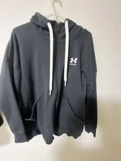 UNDER ARMOUR パーカー