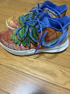 Nike Kyrie 5 スポンジボブのサムネイル