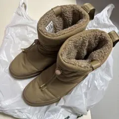 PUMA ベージュ ブーツ