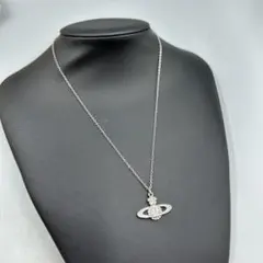 Vivienne Westwood 土星モチーフ ネックレス - メルカリ