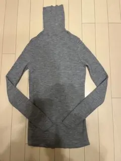 UNIQLO タートルネック　グレー　Lサイズ