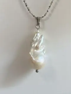 オイスターパール　バロック　ホワイト系　ネックレス　ステンレス