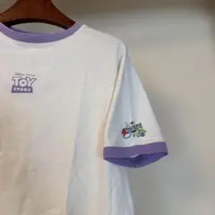 Disney PIXAR トイストーリー Tシャツ　紫　バズ　リトルグリーメンのサムネイル