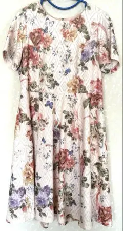 ローズティアラ￼ ジュエル￼42 花柄 半袖 ワンピース