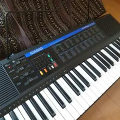 電子キーボード　TONE BANK LK-200 　専用電源アダプター付のサムネイル