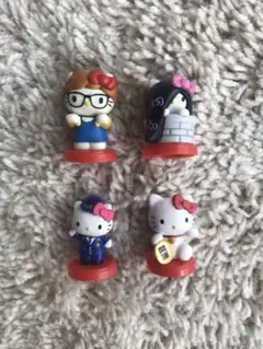 ハローキティチョコエッグコラボフィギュア