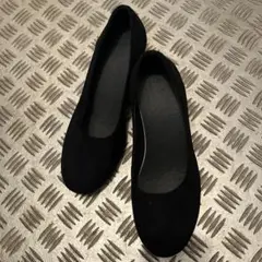 【美品】黒　パンプス　シンプル　就活　オフィス　ローヒールのサムネイル