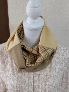 ハンドメイド　スヌード　ベージュパッチワーク風②