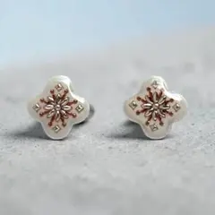 Item thumbnail for item eff28f41-9e19-478c-9290-4a0f6a0a757e