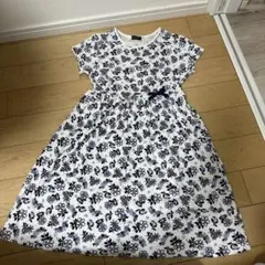 BeBe 花柄 半袖ワンピース