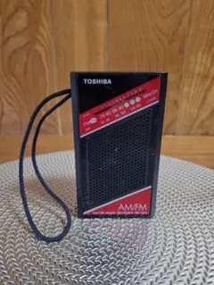 限定セール❗TOSHIBA　AM/FMラジオ ポータブルRPー1170昭和レトロ