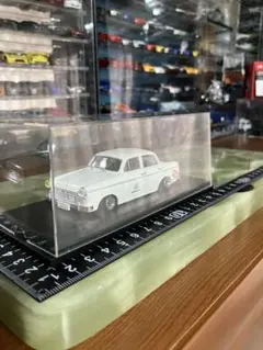 アシェット　ダットサンブルーバード1200 カスタム　1/43 美品　希少