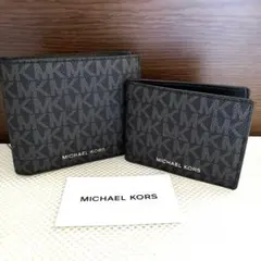 新品　マイケルコース　二つ折り財布　折財布　パスケース　メンズ