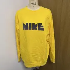 NIKE イエロー ロゴ トレーナーのサムネイル