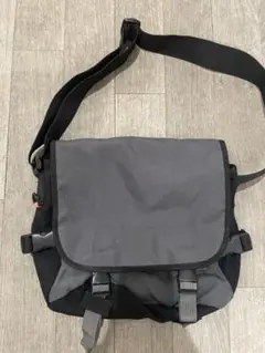 美品】APPLEBUM メッセンジャーバッグ ブルー - メルカリ