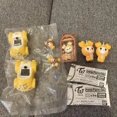 TWICE LOVELYS JIVELY 志效 組合販售