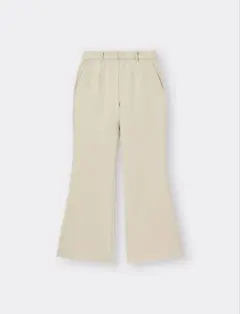 GU ストレッチフレアパンツ