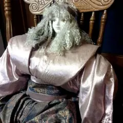 ミツバ 最高級フランス人形 ローラン ポーズ人形 高級ドレスを纏った