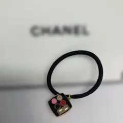 CHANEL ノベルティ化粧品パレット ヘアゴム