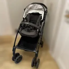 美品✴︎combi Atto type-s ネイビーのサムネイル