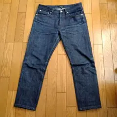 A.P.C. プチニュースタンダード ダークブルー 31