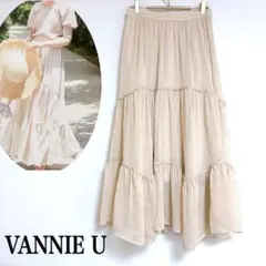 VANNIE U ヴァニーユー　ロングスカート　ベージュ　レース　ウエストゴムのサムネイル